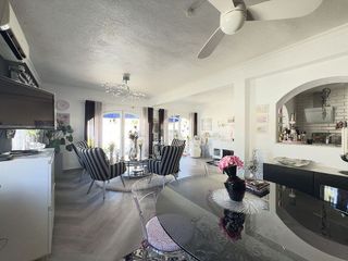 Chalet en venta en La Siesta - El Salado - Torreta en Torrevieja