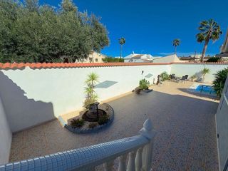 Chalet en venta en La Siesta - El Salado - Torreta en Torrevieja