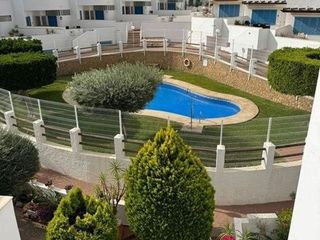 Casa adosada en venta en Urb. El Palmeral en Mojácar