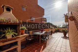 Casa adosada en venta en Canet de Mar