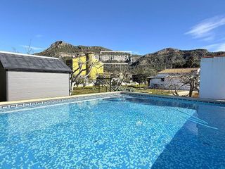 Chalet en venta en Plaça Eliptica-Republica Argentina-Germanies en Gandia