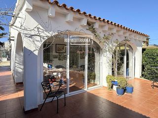 Chalet en venta en Plaça Eliptica-Republica Argentina-Germanies en Gandia