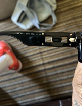 Occhiali da sole Versace Medusa neri e dorati