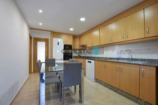 Piso en venta en Los Monasterios-Alfinach en Puçol