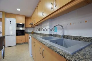 Piso en venta en Los Monasterios-Alfinach en Puçol