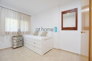 Piso en venta en Los Monasterios-Alfinach en Puçol