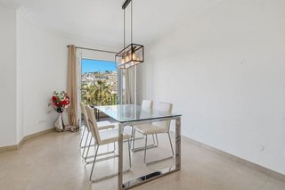 Ático en venta en Benahavís