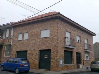 Dúplex en venta en Pueblo - Urb. Norte en Valdemorillo