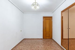 Piso en venta en La Llum en Valencia