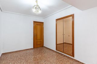 Piso en venta en La Llum en Valencia