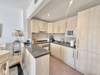 Piso en venta en Zona Puerto Deportivo en Fuengirola