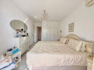 Piso en venta en Zona Puerto Deportivo en Fuengirola