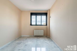Piso en venta en Vistahermosa en Alicante