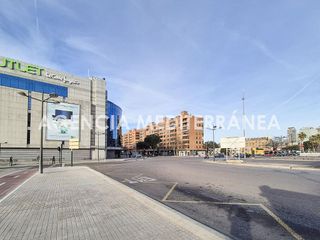 Piso en venta en El Calvari en Valencia