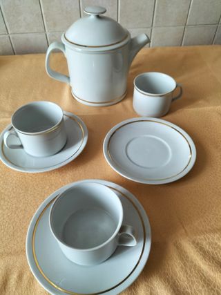 Servizio da tè: teiera + 12 tazzine