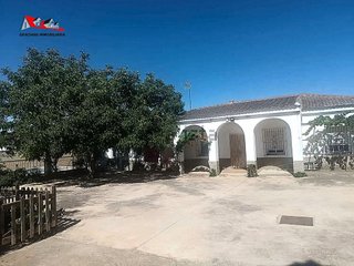 Chalet en venta en Santa Cruz - Industria - Polígono Campollano en Albacete