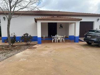 Chalet en venta en Villanueva de los Infantes