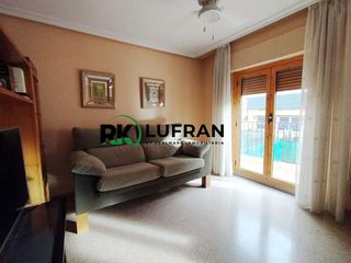 Chalet en venta en Petrer