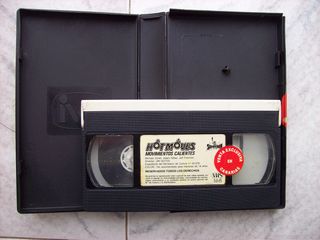 VHS Hot Moves - Movimientos Calientes