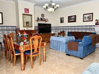 Casa adosada en venta en Brenes