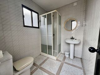 Casa adosada en venta en Brenes