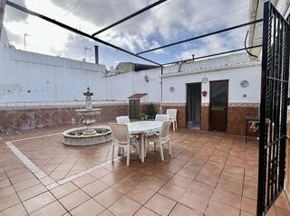 Casa adosada en venta en Brenes