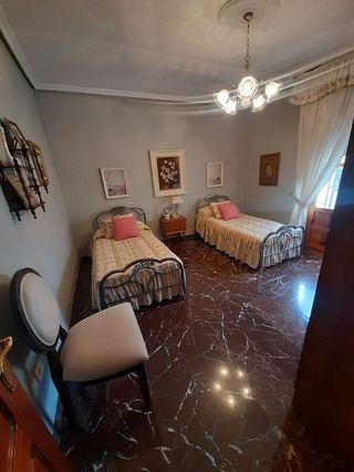 Casa adosada en venta en Úbeda