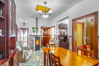 Casa adosada en venta en Consuegra