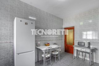 Casa adosada en venta en Consuegra