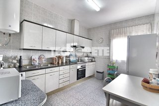 Casa adosada en venta en Consuegra