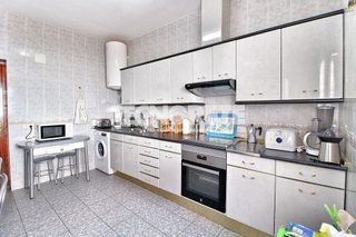 Casa adosada en venta en Consuegra