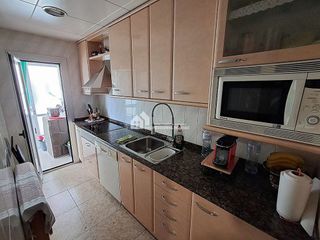 Piso en venta en Singuerlín - Can Franquesa - Les Oliveres en Santa Coloma de Gramanet