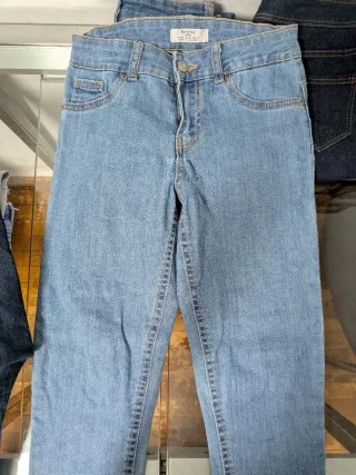 Lote 6 Jeans Bershka T.34