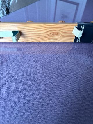 Perchero de madera Lacar 4 pomos