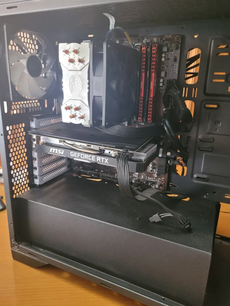 Pc Intel i5 rtx 2060 y 48gb Ram afbeelding 4
