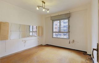 Piso en venta en Centro en Gijón