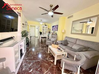 Piso en venta en Santa Rosa - Valdeolleros en Córdoba