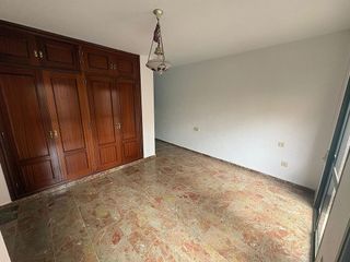 Piso en venta en Girón - Las Delicias - Tabacalera en Málaga