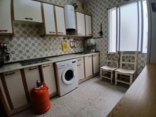 Piso en venta en Universidad - Los Lirios en Logroño