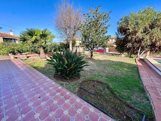 Chalet en venta en Manantiales - Lagar - Cortijo en Alhaurín de la Torre