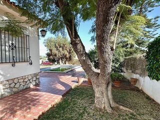 Chalet en venta en Manantiales - Lagar - Cortijo en Alhaurín de la Torre