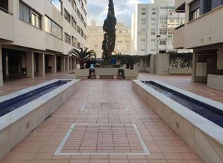 Piso en alquiler en Puerta Blanca en Málaga