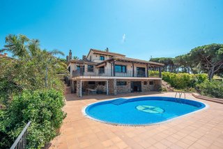 Chalet en alquiler en Sant Pol - Volta de l'Ametller en Sant Feliu de Guíxols