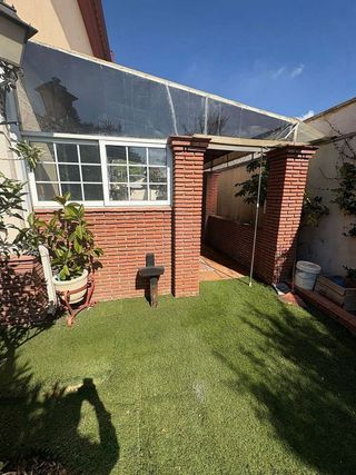 Casa adosada en venta en Sanlúcar la Mayor