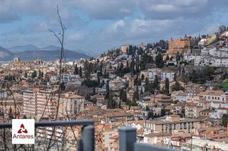 Casa pareada en venta en Bola de Oro - Serrallo en Granada