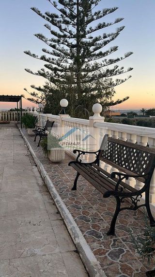 Chalet en venta en Albatera