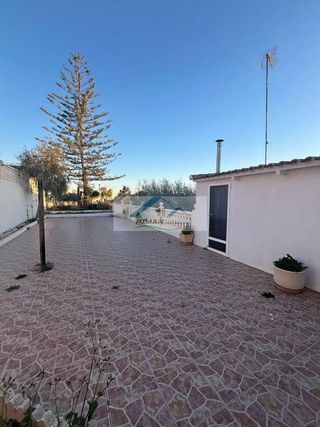 Chalet en venta en Albatera