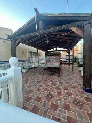 Chalet en venta en Albatera