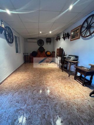 Chalet en venta en Albatera