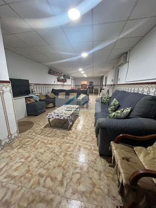 Chalet en venta en Albatera